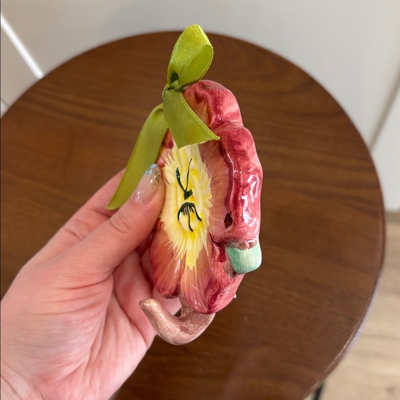 Hand-Painted Pink Flower Holiday Wall Hanging Hook with Green Ribbon - Picture 2 of 4